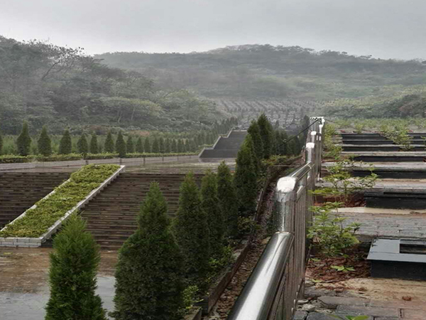 局批准的合法经营性陵园【巴南区】重庆市巴南区惠明镇距市区0公里